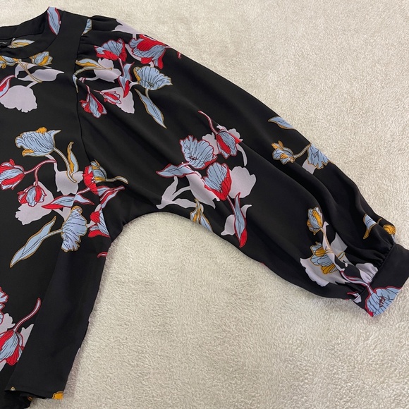 Black Floral Sheer Blouse Size Small - Picture 4 of 12